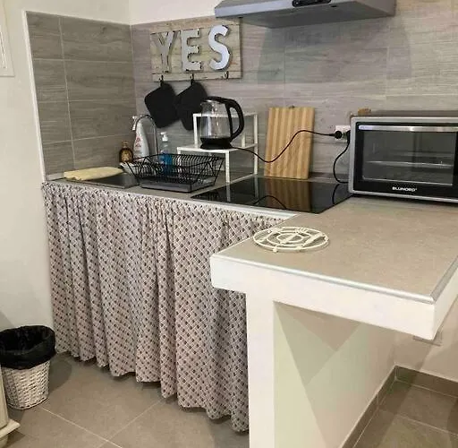 Center And Station Daire Bari